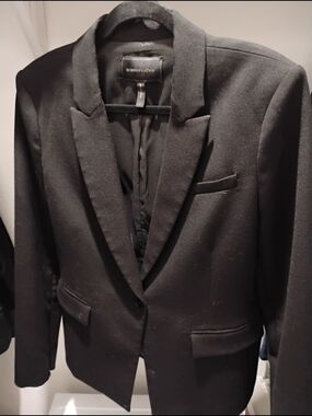 BCBGMaxAzria Black Women's Tailored Blazer